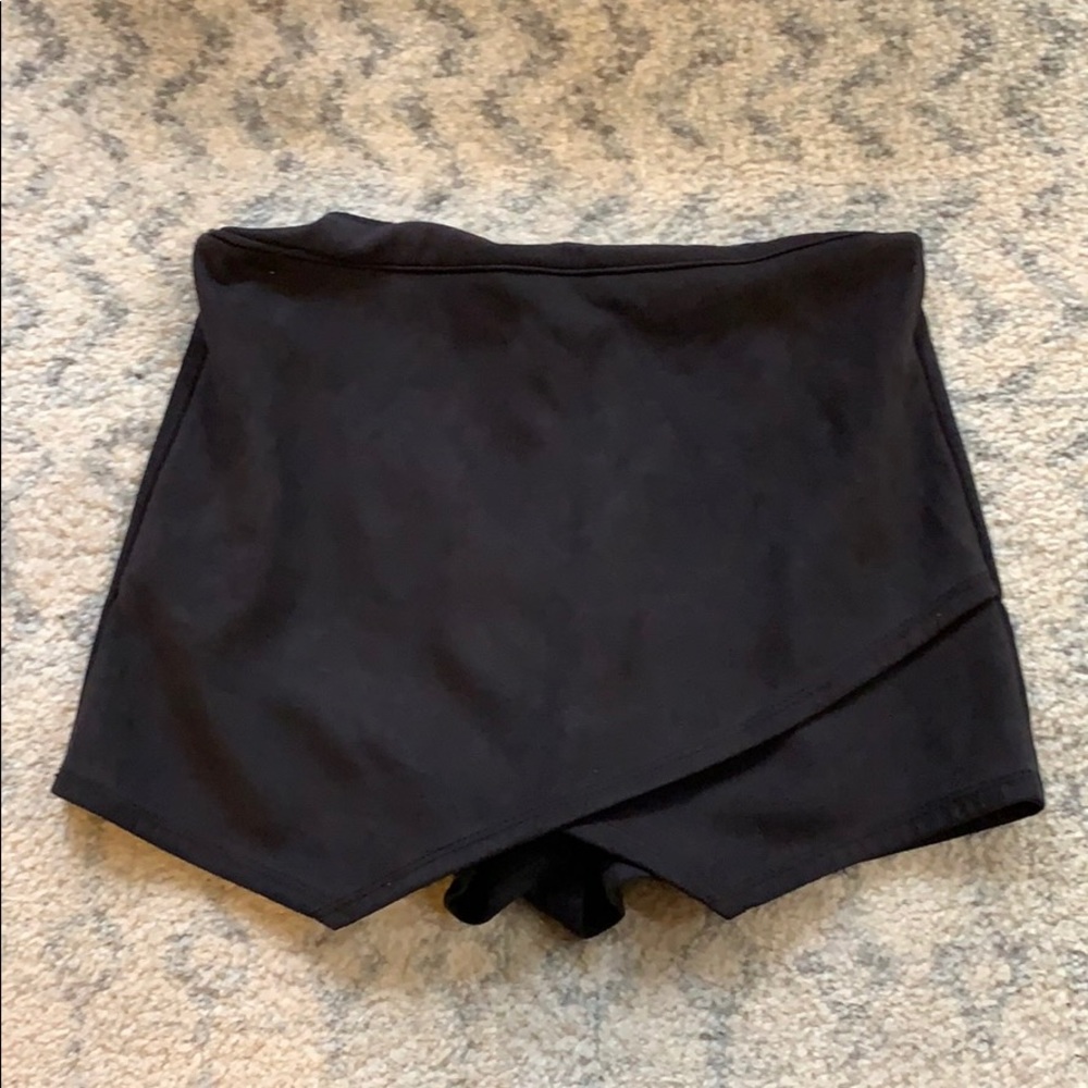 Black Envelope Skort